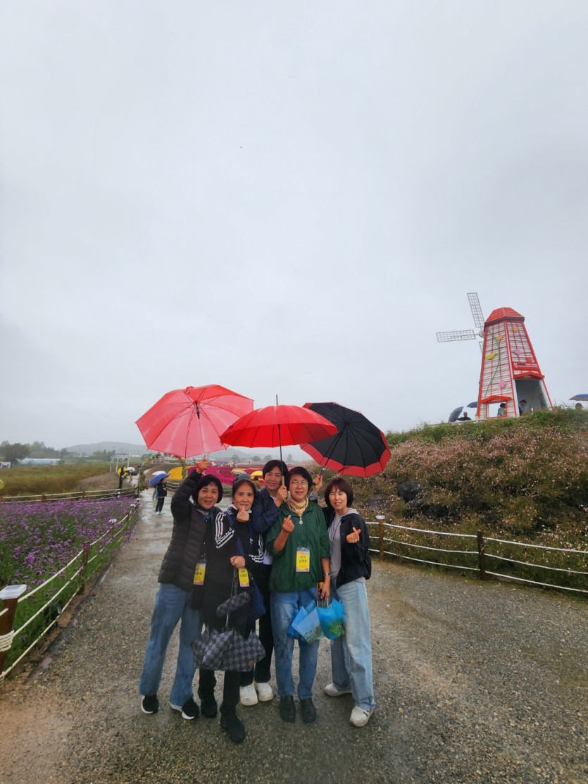 de631b6c18443f7465dc507f15aa0003_1760934163_7725.jpg